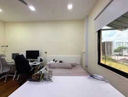 Changi Road (D14), Shop House #608703021